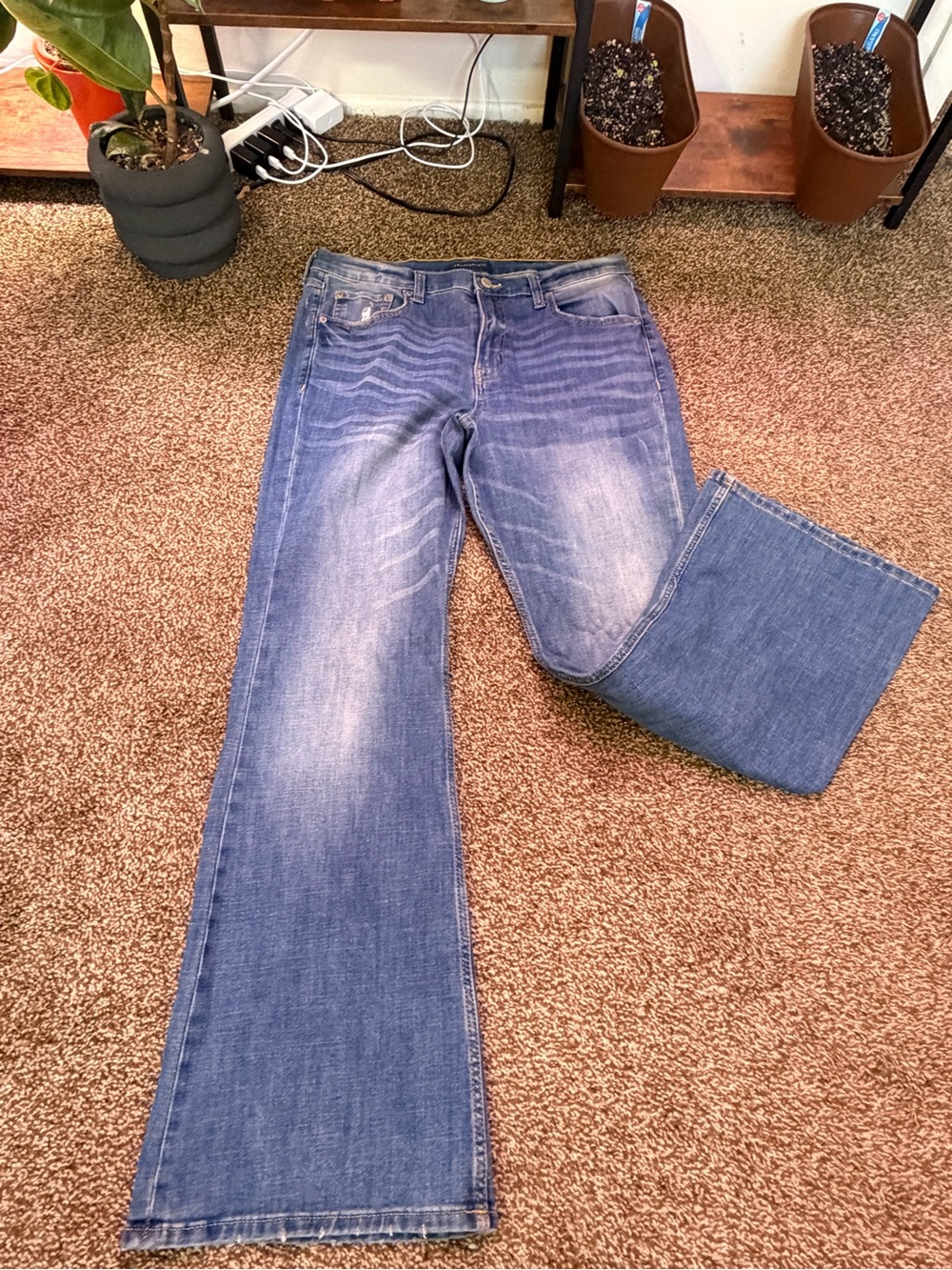 Women’s Medium Blue Bootcut Jeans